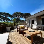 Charmante Maison Californienne - Jacuzzi - Piscine Dans Le Domaine - Golfe De St Tropez - 6-8 Personnes Villa *