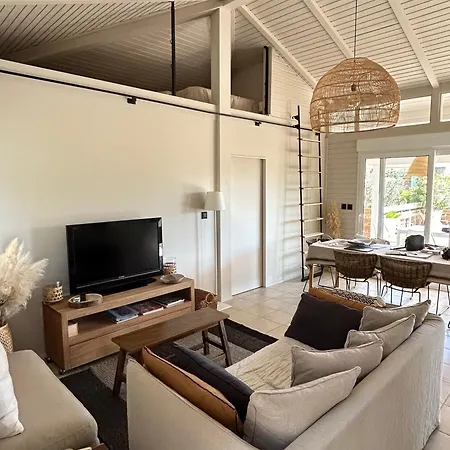 Charmante Maison Californienne - Jacuzzi - Piscine Dans Le Domaine - Golfe De St Tropez - 6-8 Personnes