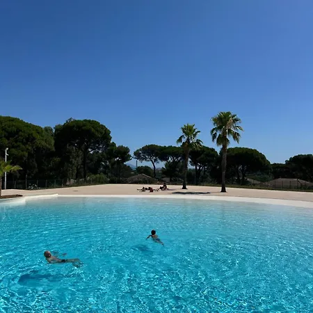 Charmante Maison Californienne - Jacuzzi - Piscine Dans Le Domaine - Golfe De St Tropez - 6-8 Personnes Vila