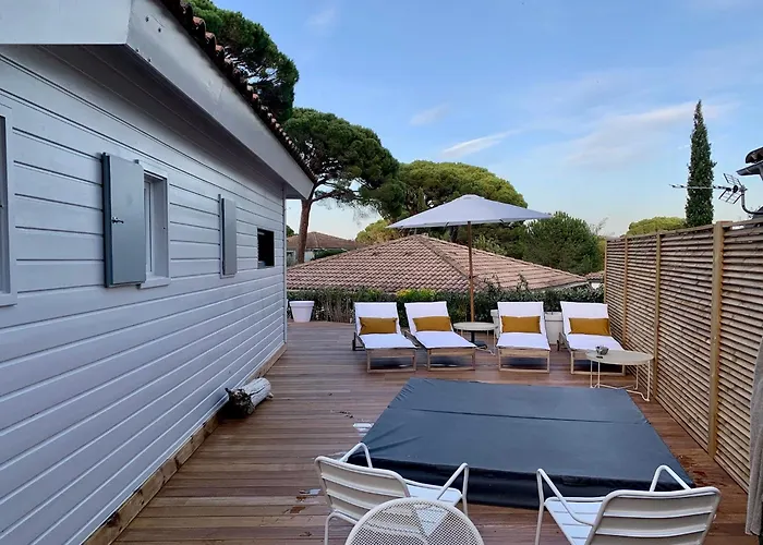 Charmante Maison Californienne - Jacuzzi - Piscine Dans Le Domaine - Golfe De St Tropez - 6-8 Personnes Vila *