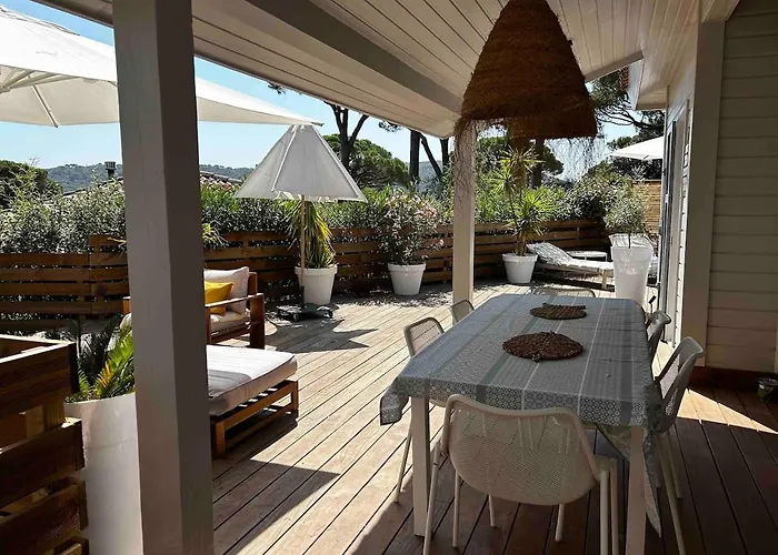 Charmante Maison Californienne - Jacuzzi - Piscine Dans Le Domaine - Golfe De St Tropez - 6-8 Personnes Vila