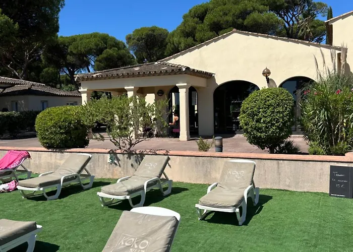 Charmante Maison Californienne - Jacuzzi - Piscine Dans Le Domaine - Golfe De St Tropez - 6-8 Personnes * Gassin