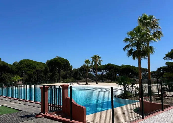 Vila Charmante Maison Californienne - Jacuzzi - Piscine Dans Le Domaine - Golfe De St Tropez - 6-8 Personnes *